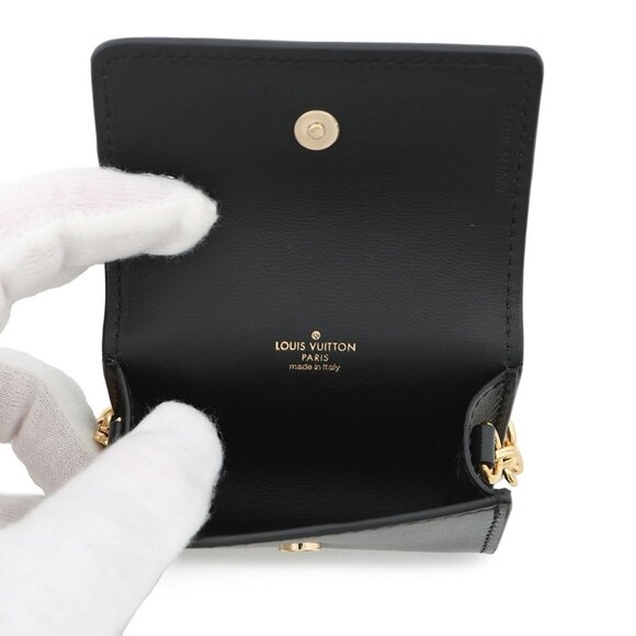 LOUIS VUITTON Black Pouch - Picture 4 of 10